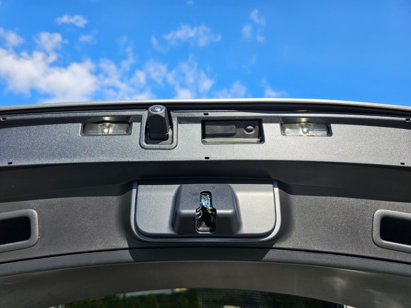 2027 Lexus UX 300h 2.0 (S/N: 047360) 13