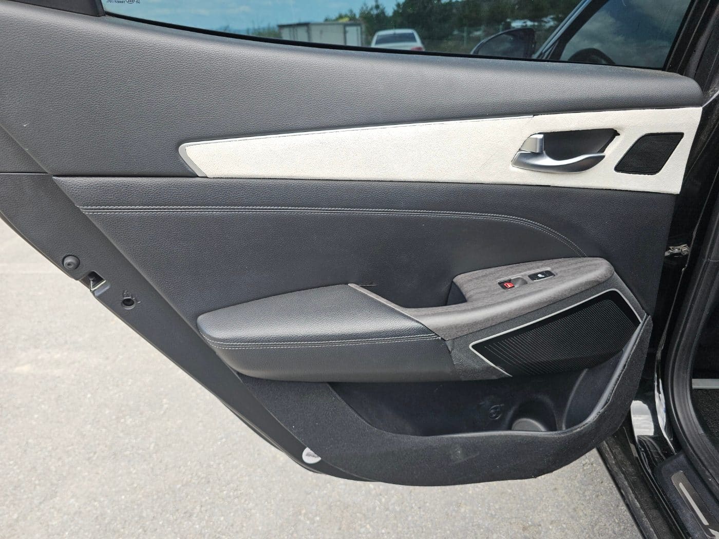 2016 Kia All-New K7 3.0 LPI (S/N: 029230) 23