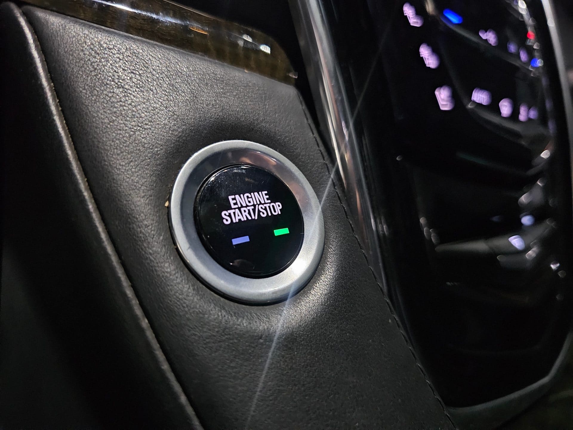 2017 Cadillac Escalade 6.2 V8 ESV (S/N: 120954) 38