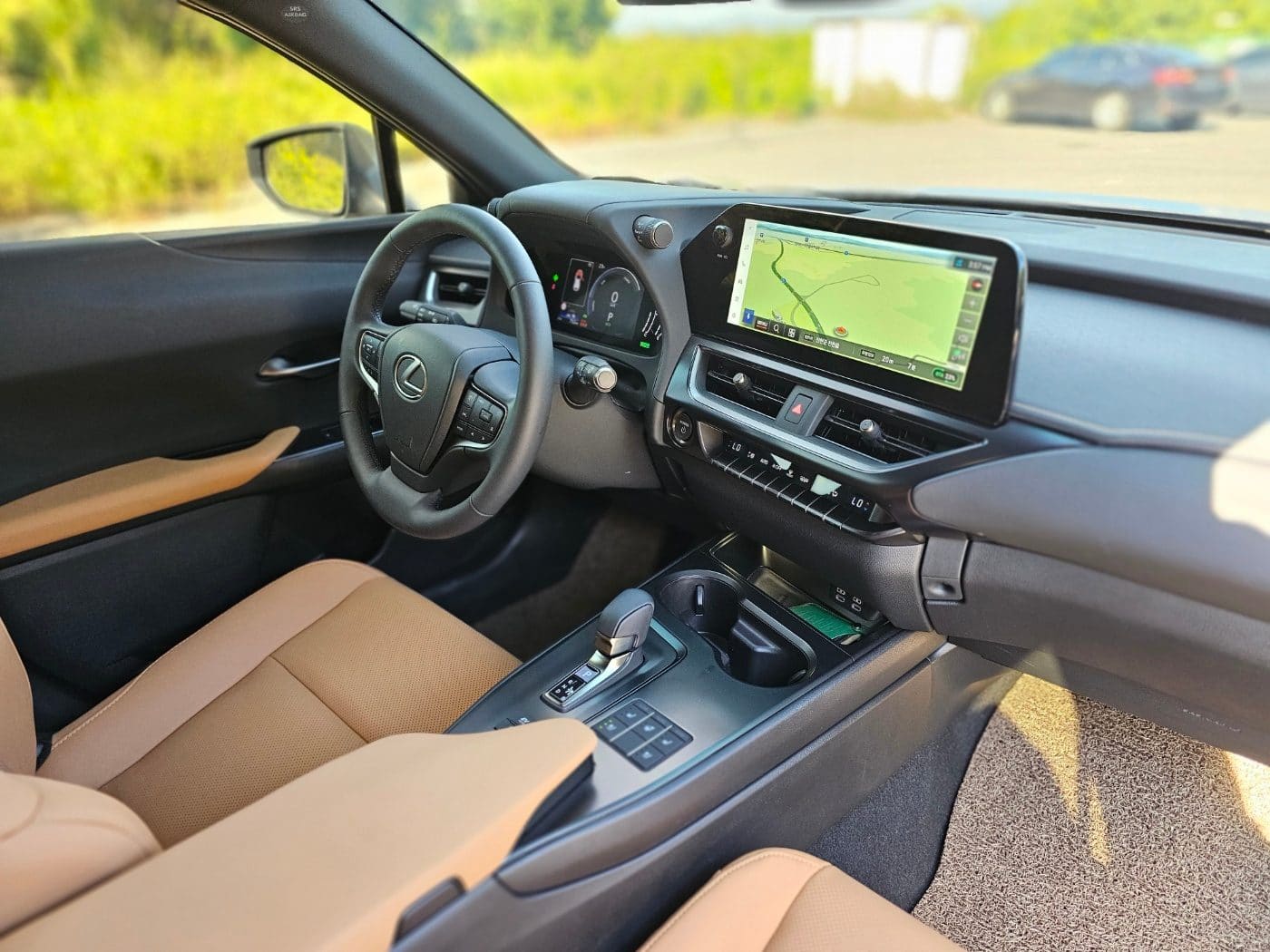2027 Lexus UX 300h 2.0 (S/N: 047360) 48