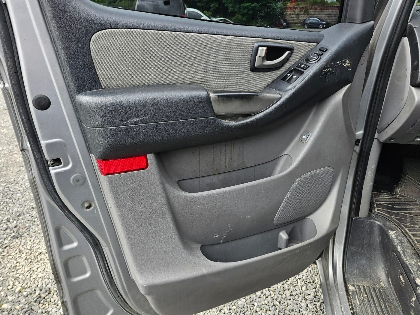 2011 Hyundai Grand Starex 12seats CVX (S/N: 367941) 37