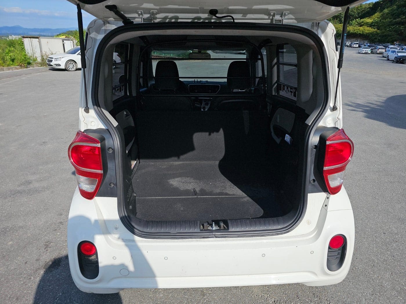 2022 Kia The New Ray 1seats van (S/N: 320163) 13