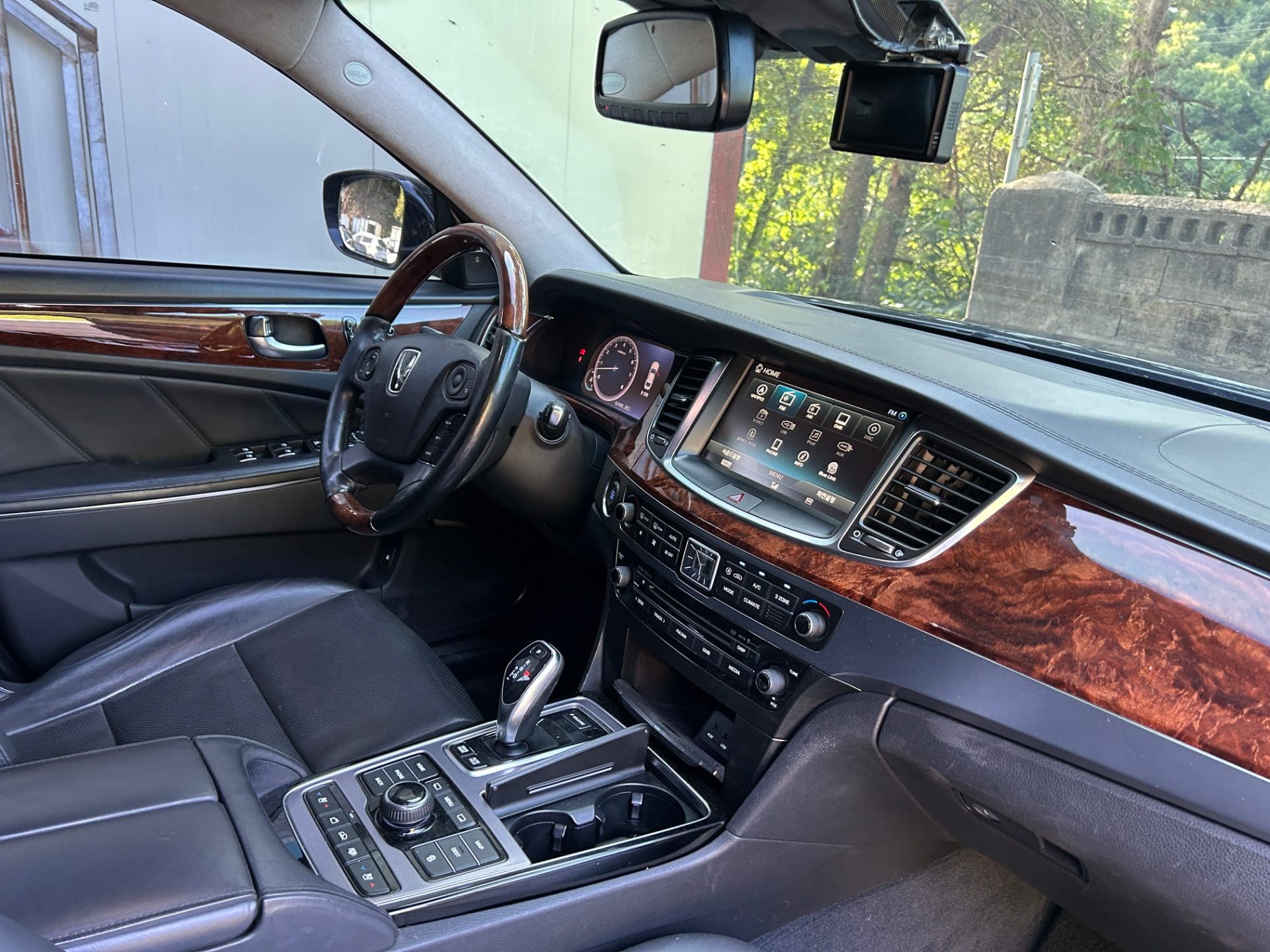2015 Hyundai Equus VS500 (S/N: 090613) 50
