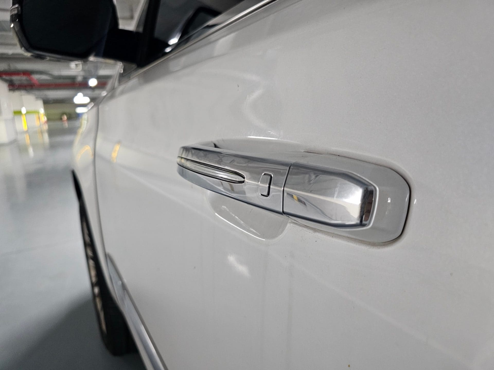 2017 Cadillac Escalade 6.2 V8 ESV (S/N: 120954) 23