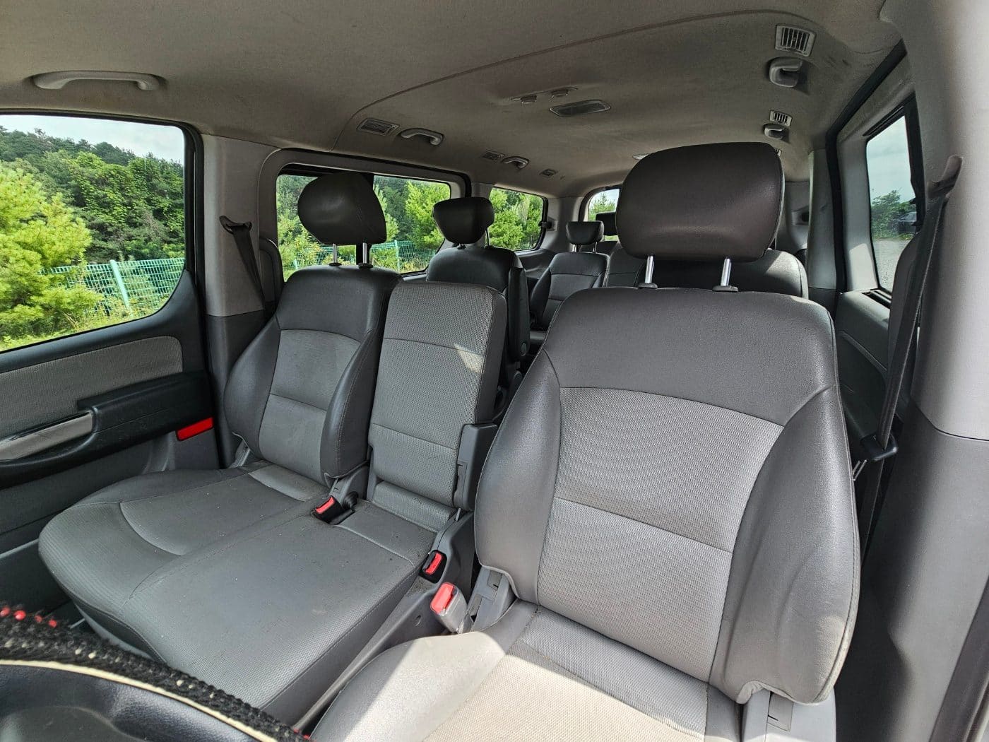 2011 Hyundai Grand Starex 12seats CVX (S/N: 367941) 49