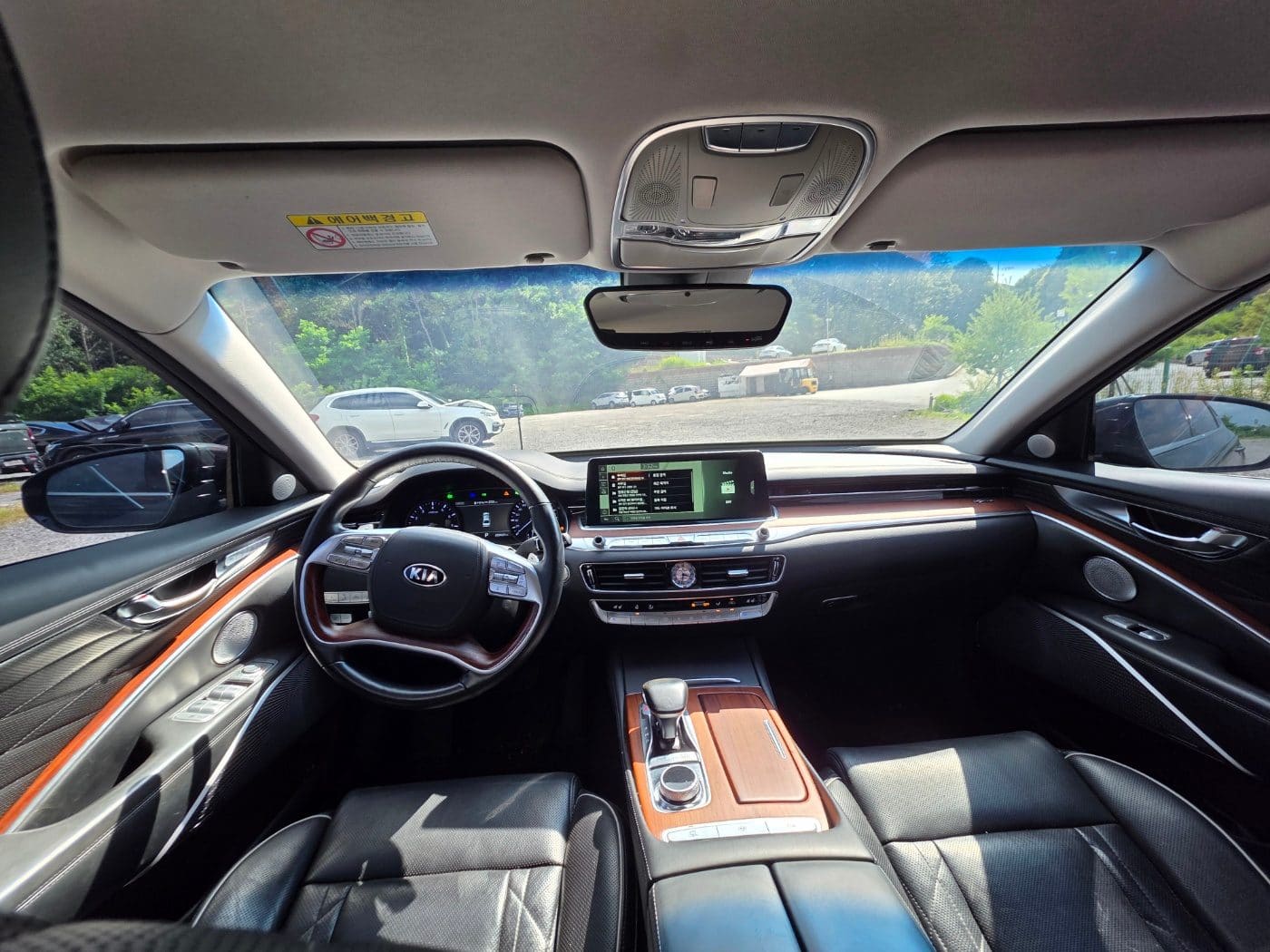 2019 Kia THE K9 3.8 GDI (S/N: 003731) 32