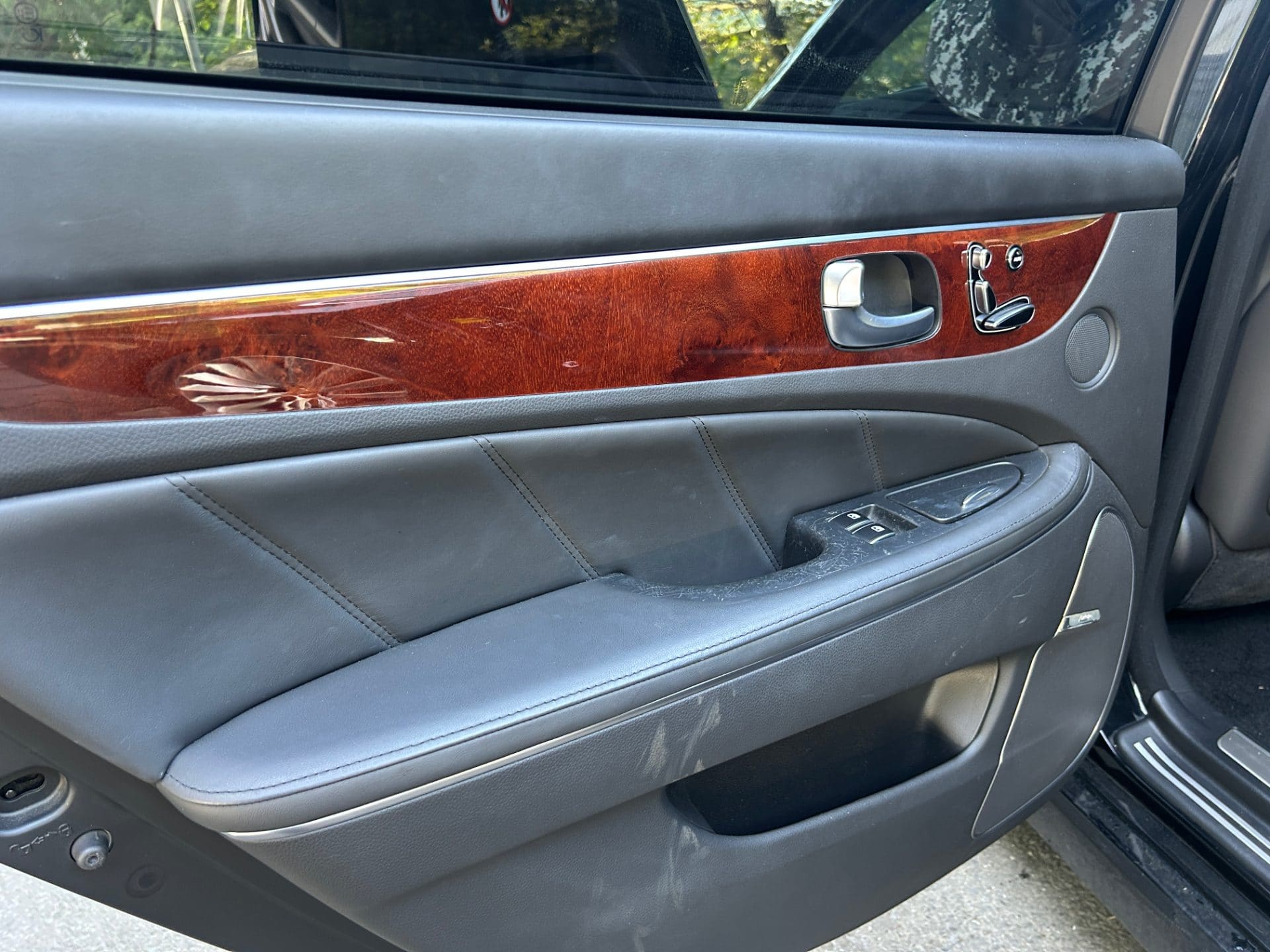 2015 Hyundai Equus VS500 (S/N: 090613) 27