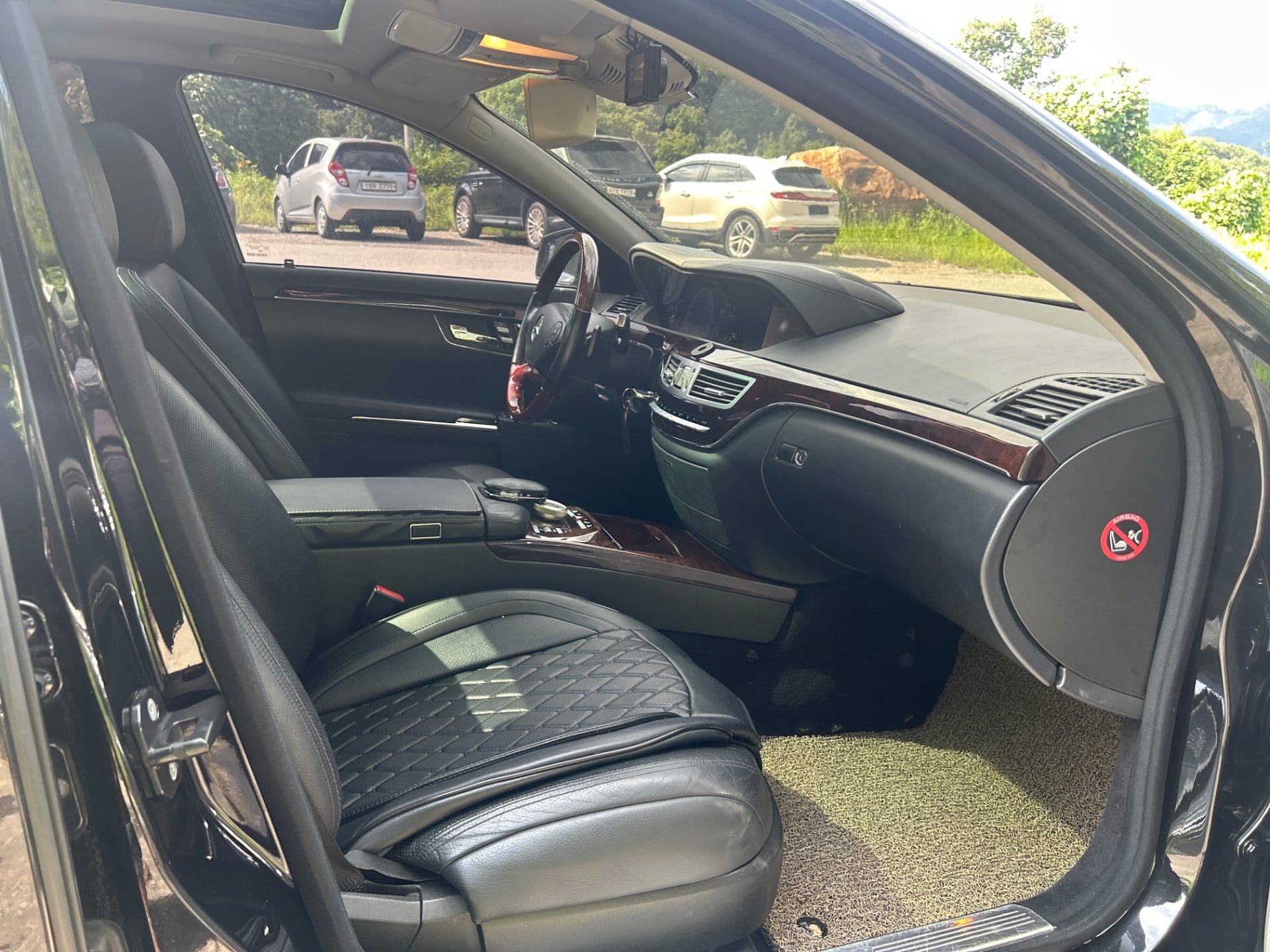 2011 Benz  S-Class - W221 S500L (S/N: 379538) 44