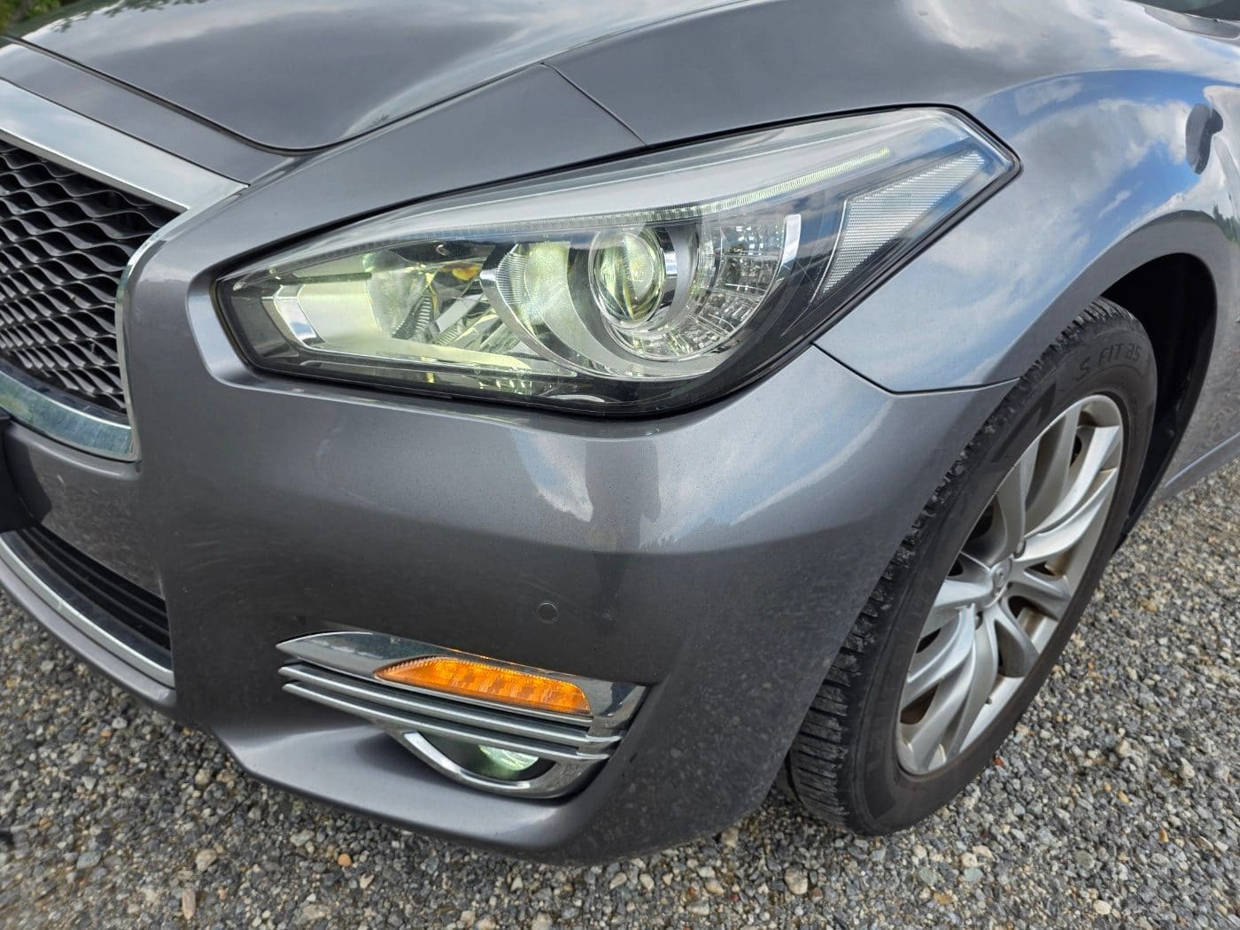 2016 Infiniti  Q70 3.7 (S/N: 580214) 9