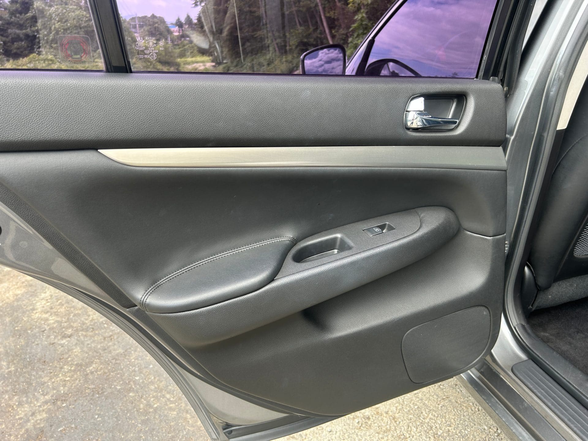 2010 Infiniti G37 Sedan S (S/N: 410967) 22