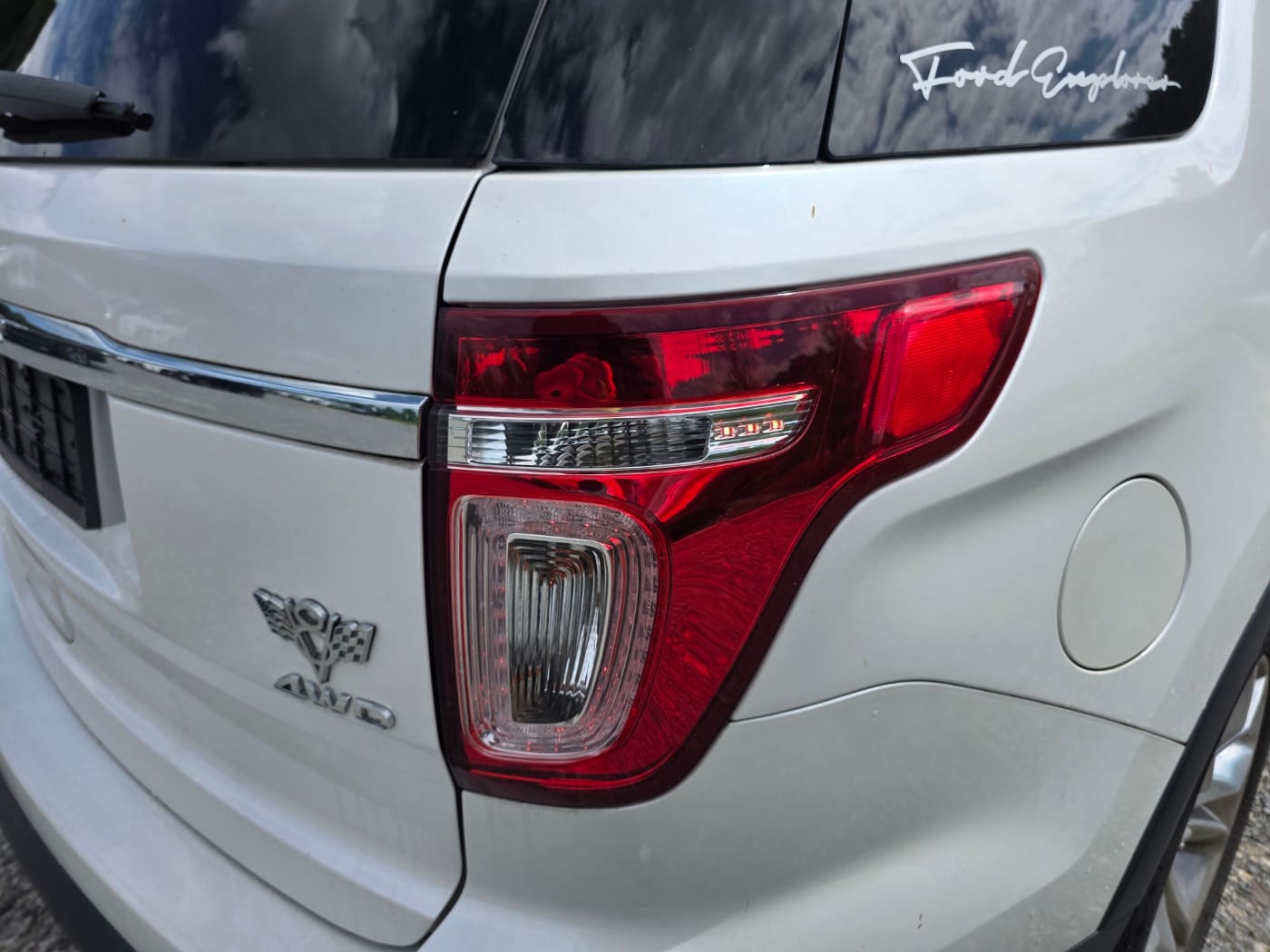 2015 Ford Explorer 3.5 Limited 4WD (S/N: B35188) 12
