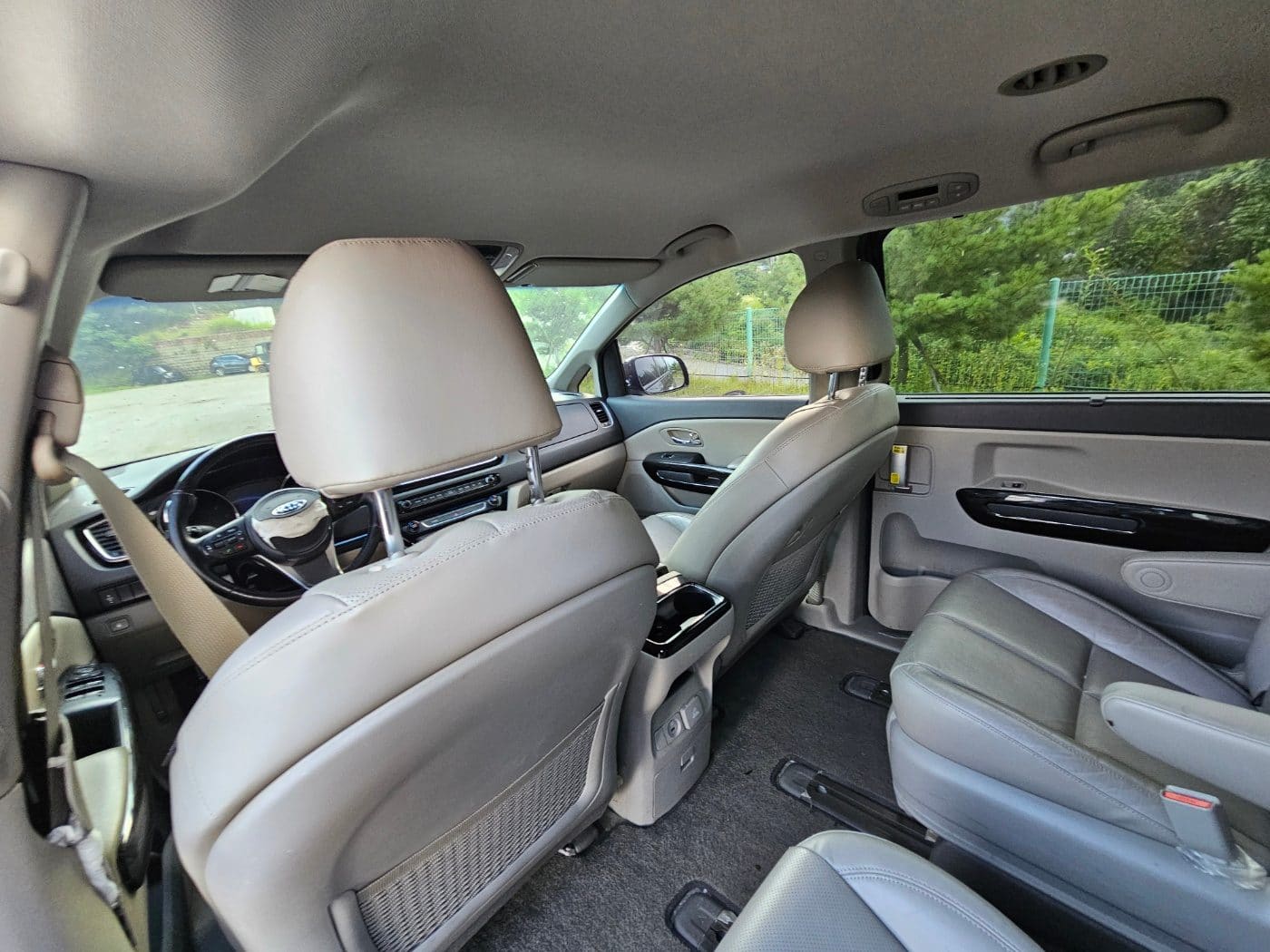 2016 Kia All New Carnival Diesel Limousine (S/N: 092376) 26