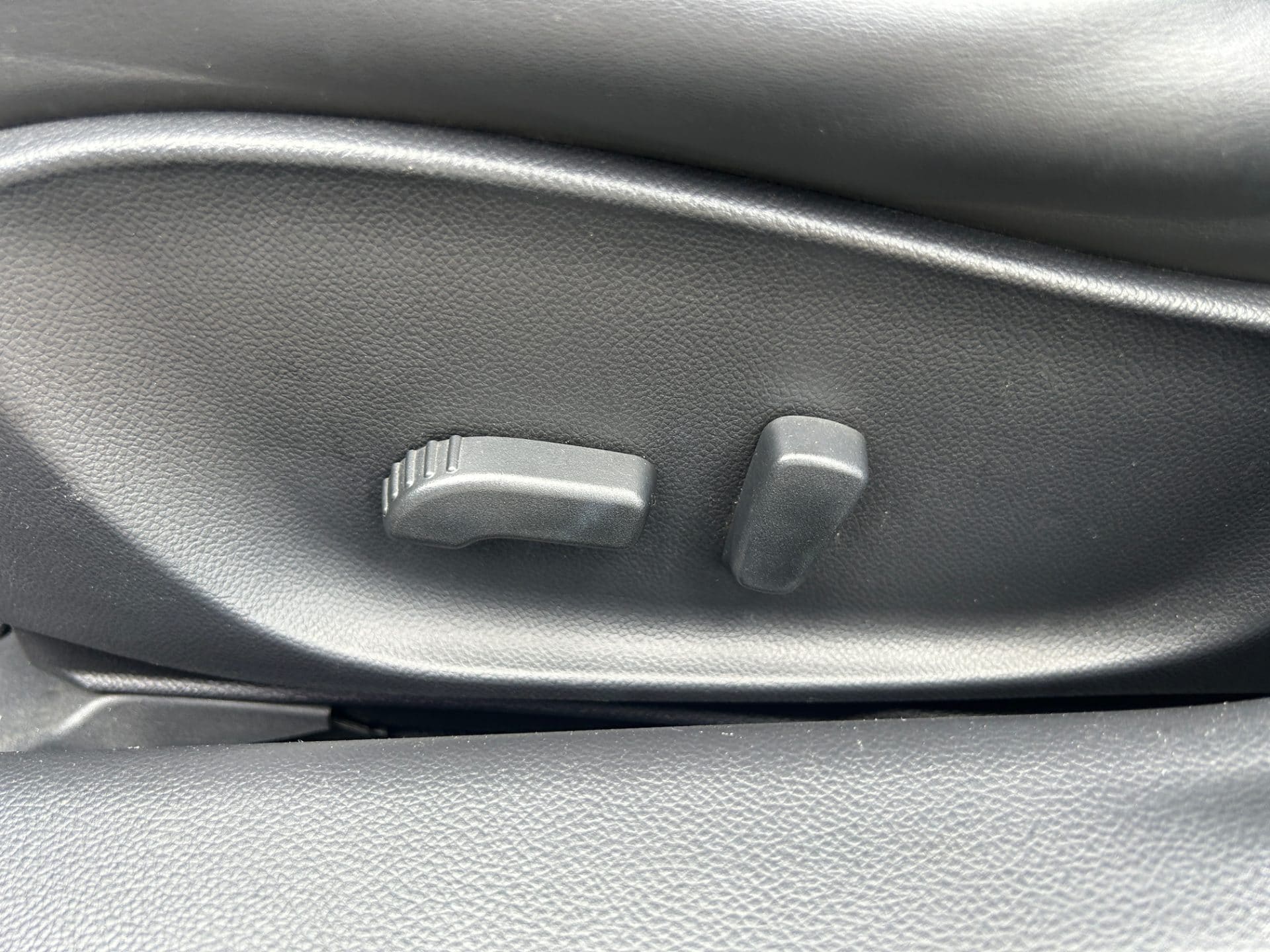 2010 Infiniti G37 Sedan S (S/N: 410967) 39