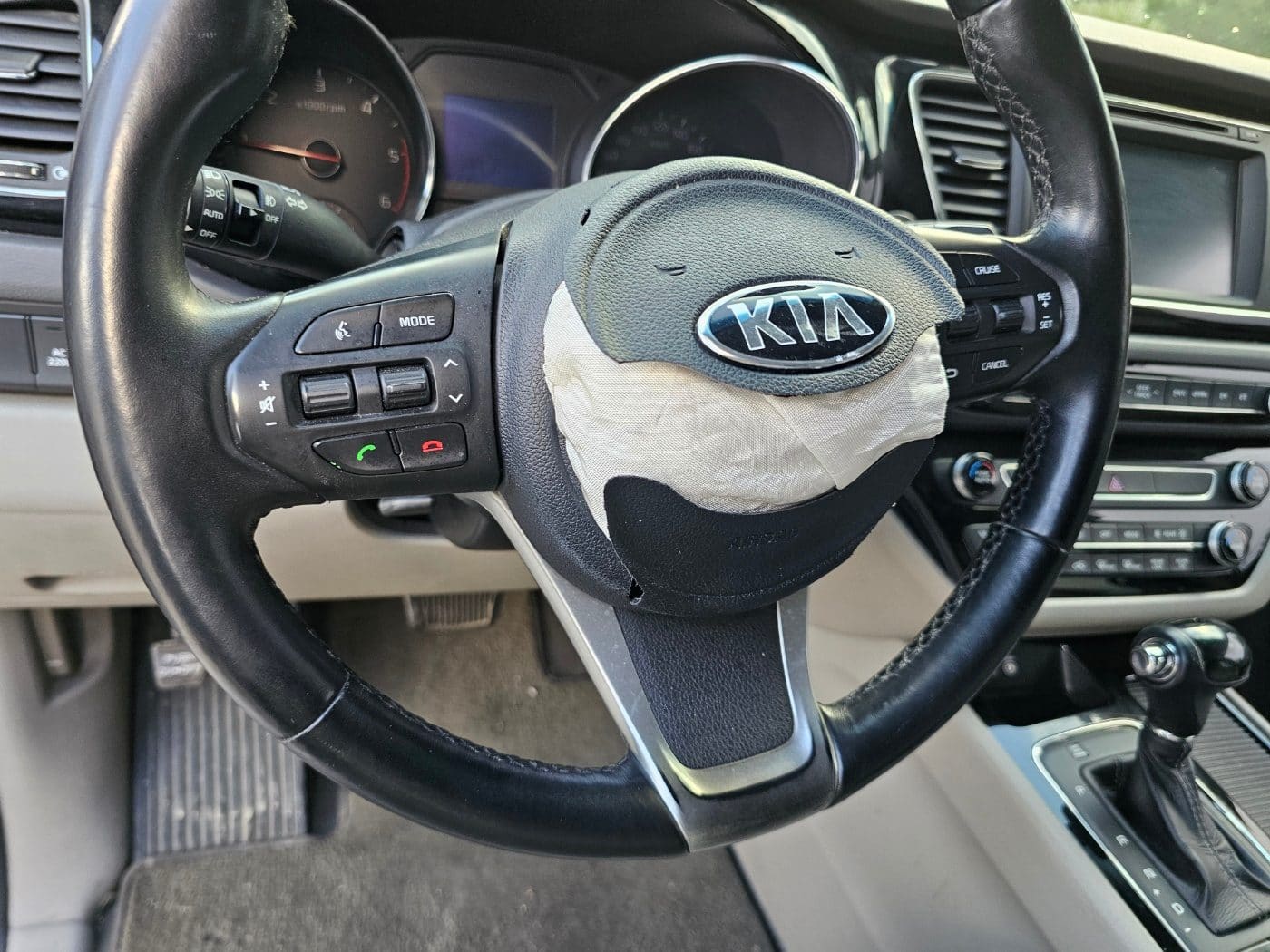 2016 Kia All New Carnival Diesel Limousine (S/N: 092376) 37