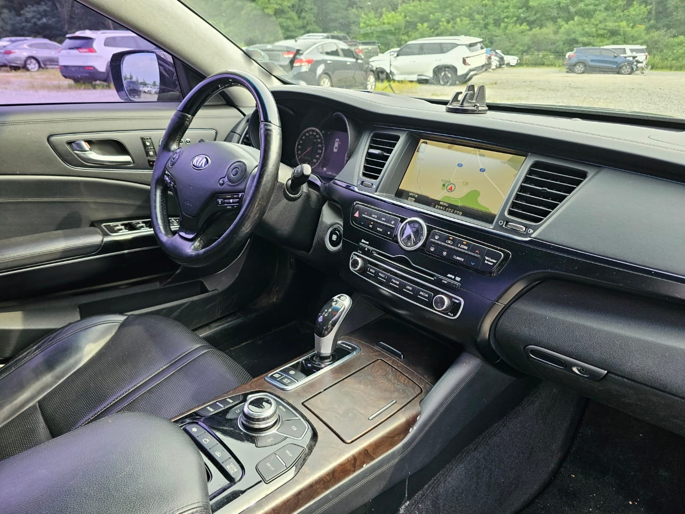2013 Kia K9 3.8 GDI (S/N: 002490) 50