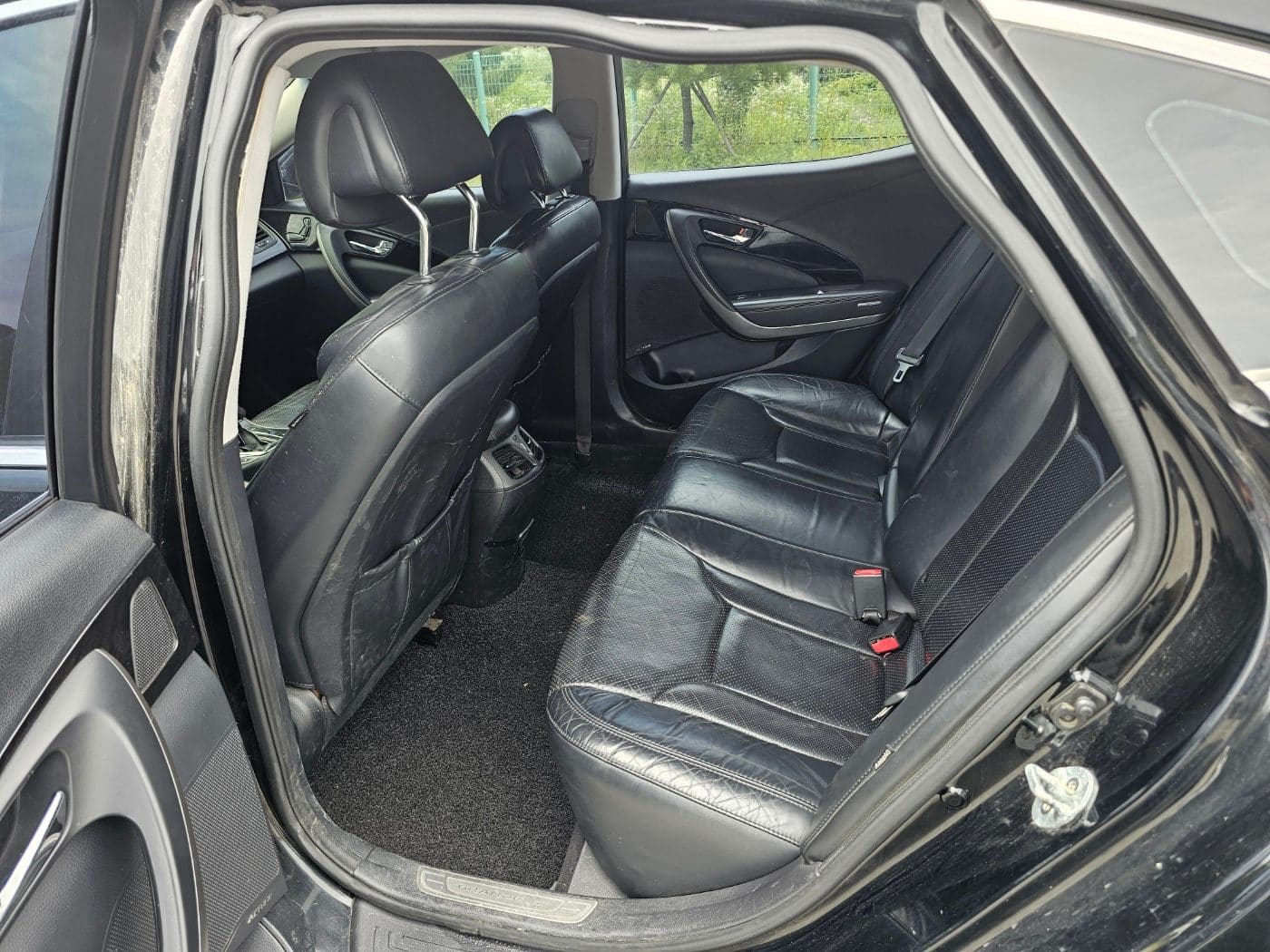 2016 Hyundai Grandeur HG Hybrid (S/N: 023743) 25