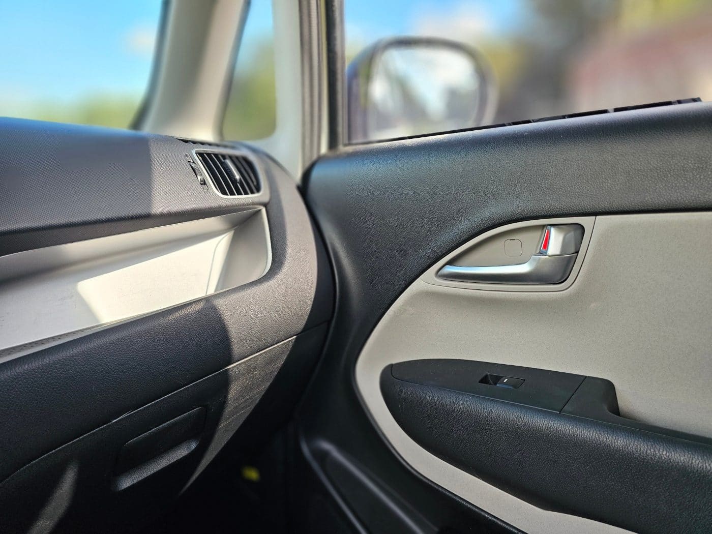 2022 Kia The New Ray 1seats van (S/N: 320163) 38