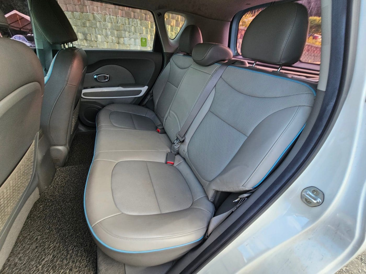 2017 Kia Soul EV (S/N: 021870) 28