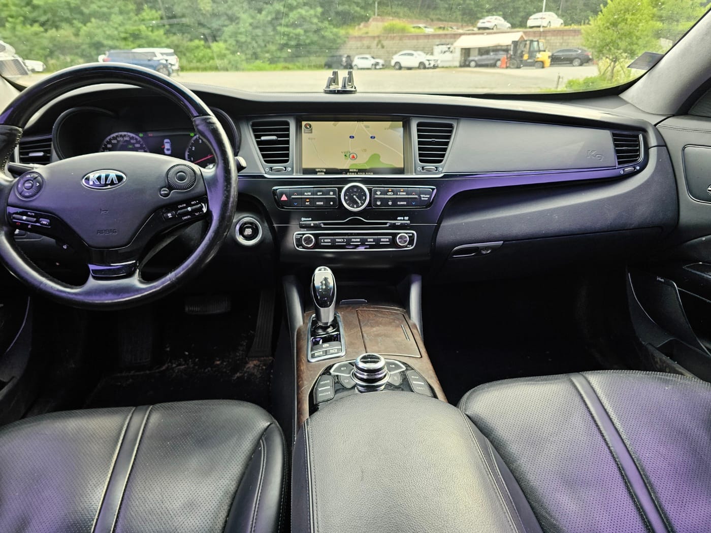 2013 Kia K9 3.8 GDI (S/N: 002490) 35